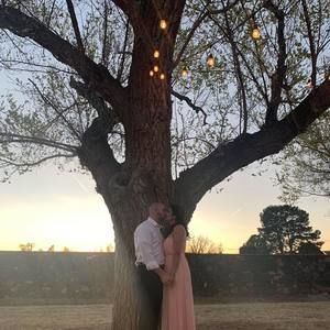 Meet your Posher, Azita